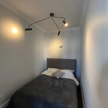 Apartment Brand New Modern In Old Town *
